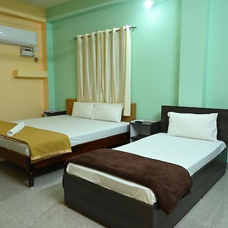 Royal Seaview Residency Appartement Port Blair Buitenkant foto
