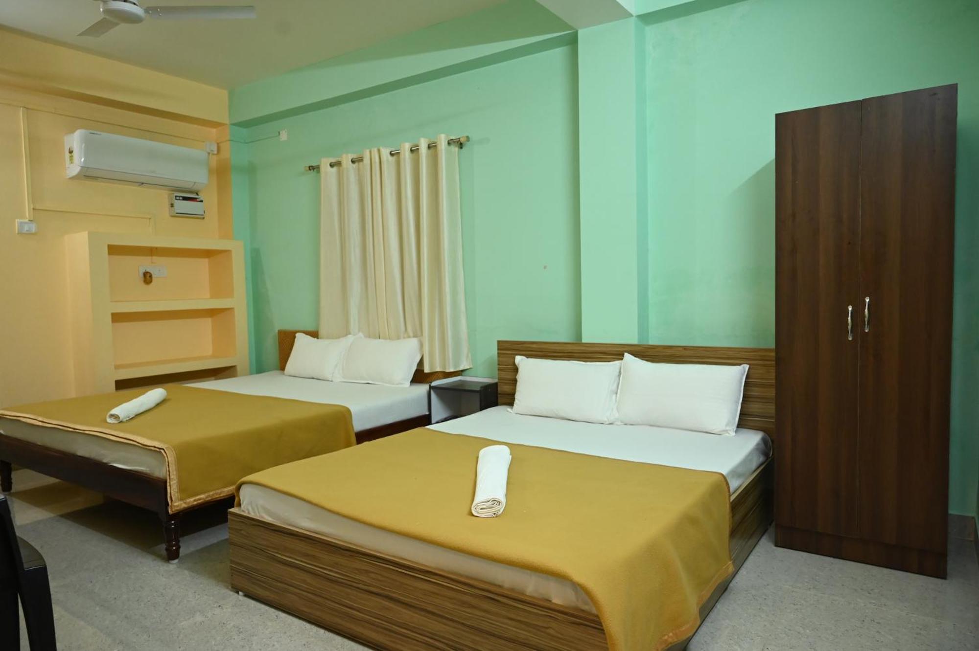 Royal Seaview Residency Appartement Port Blair Buitenkant foto