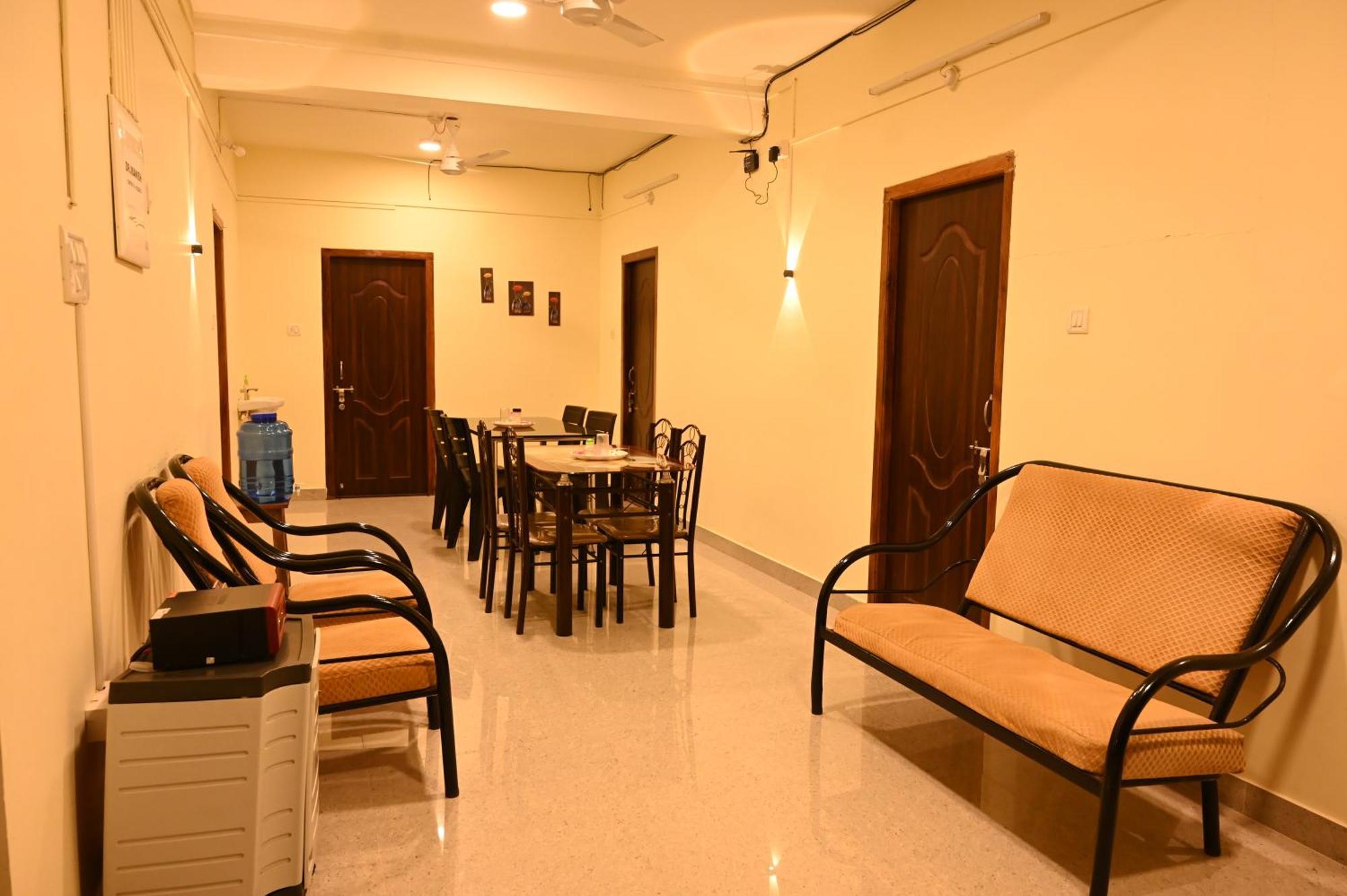 Royal Seaview Residency Appartement Port Blair Buitenkant foto