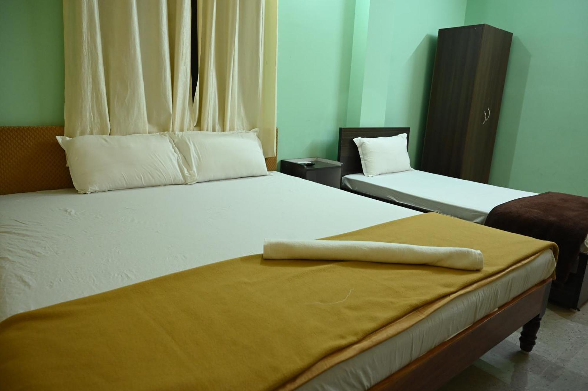 Royal Seaview Residency Appartement Port Blair Buitenkant foto
